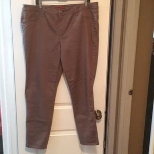 Grey pants - Size 18